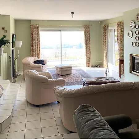 Villa With Pool Near St Emilion, With A Spectacular View Villa *